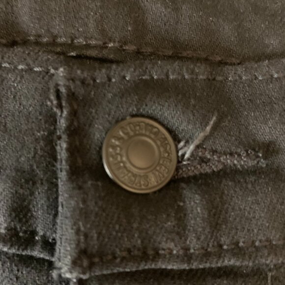 Authentic Levi Strauss & Co Ripped 510 Jeans (NWT) - Picture 6 of 11